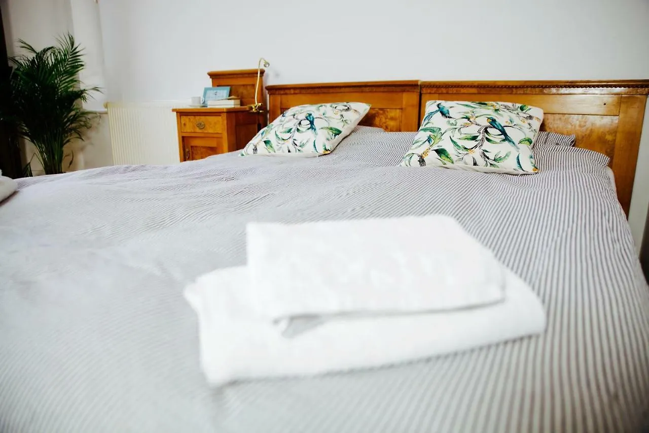 4Th Floor Bed And Breakfast Warszawa Bed & Breakfast